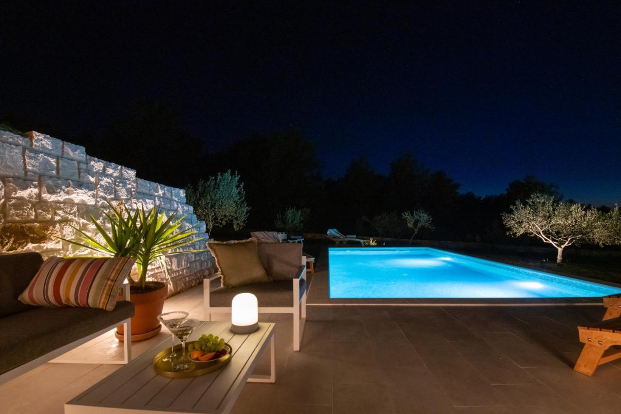 Villa Mista Сутиван Екстериор снимка